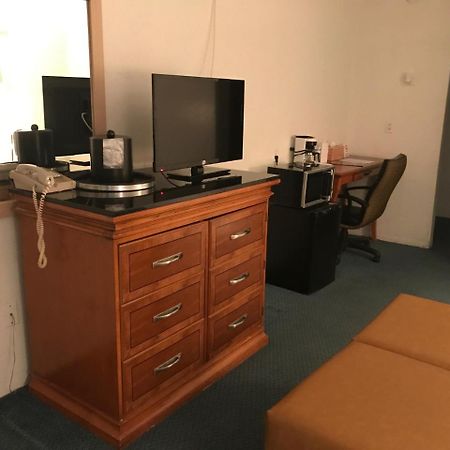Key Largo Inn Bagian luar foto