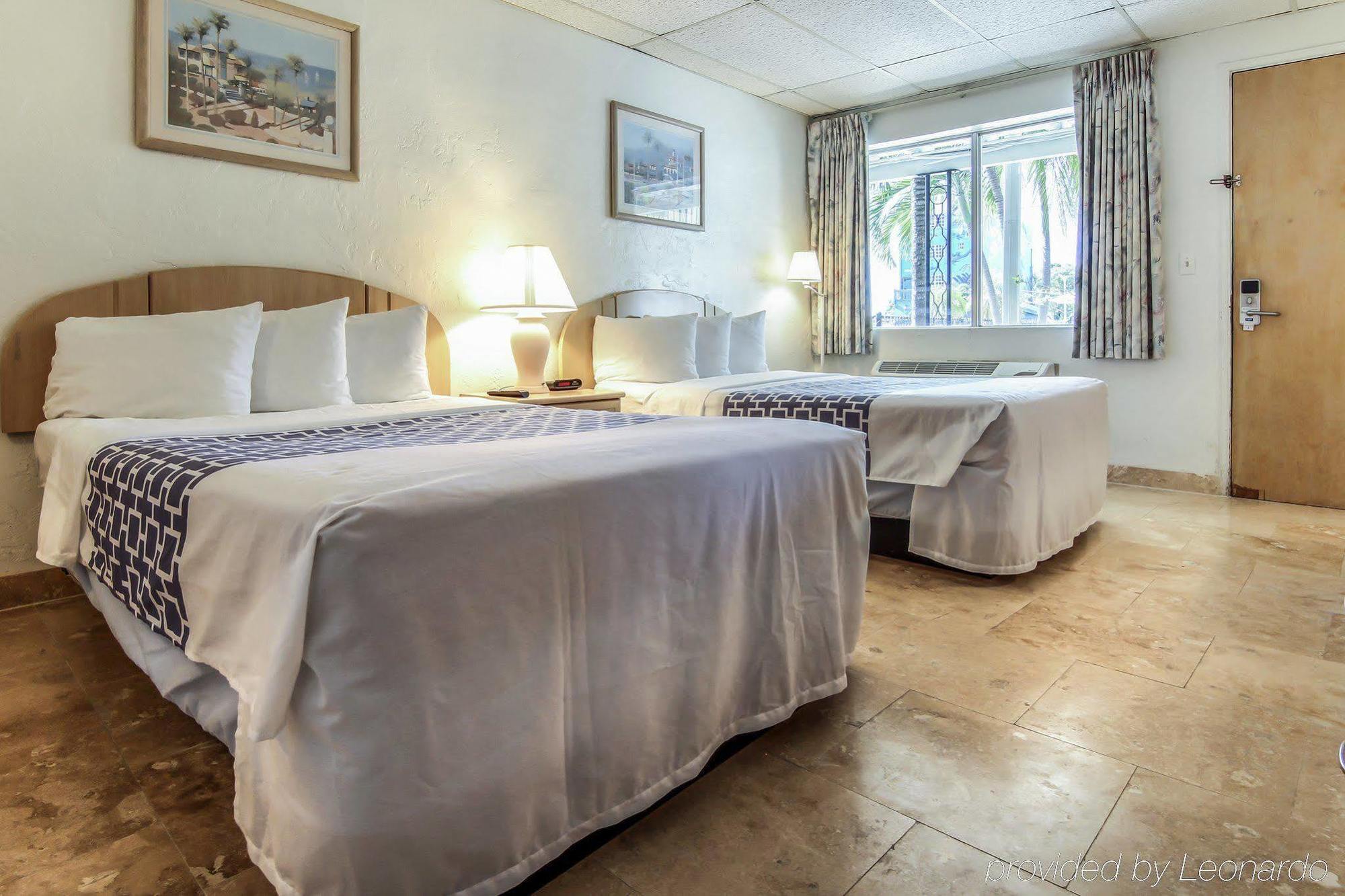 Key Largo Inn Bagian luar foto