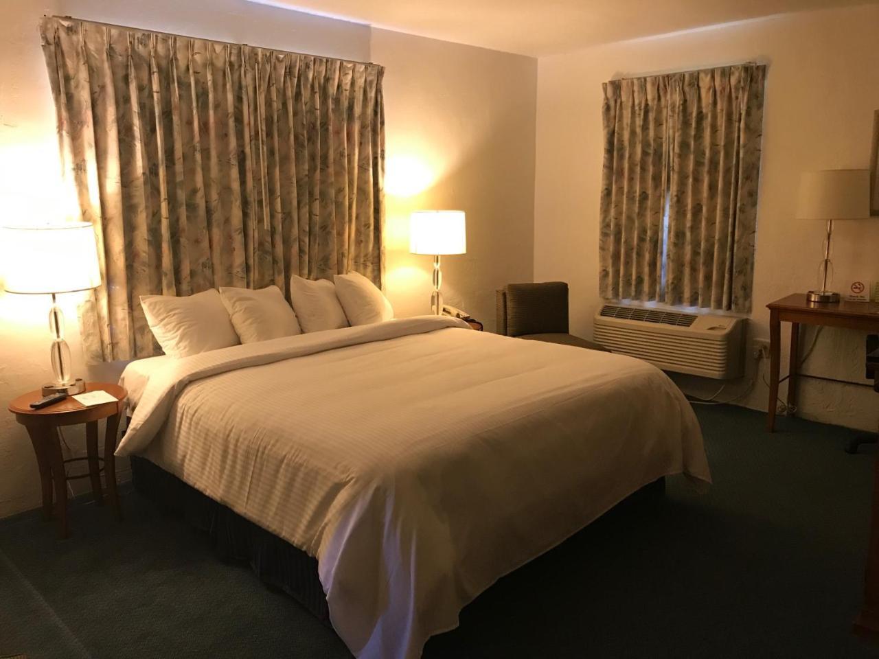 Key Largo Inn Bagian luar foto